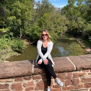 Meet your Posher, Angela